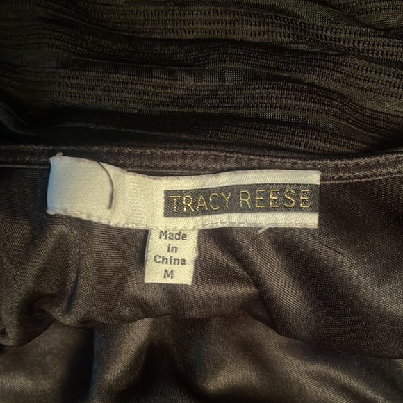 This has thicker nice material size medium - Picture 2 of 2